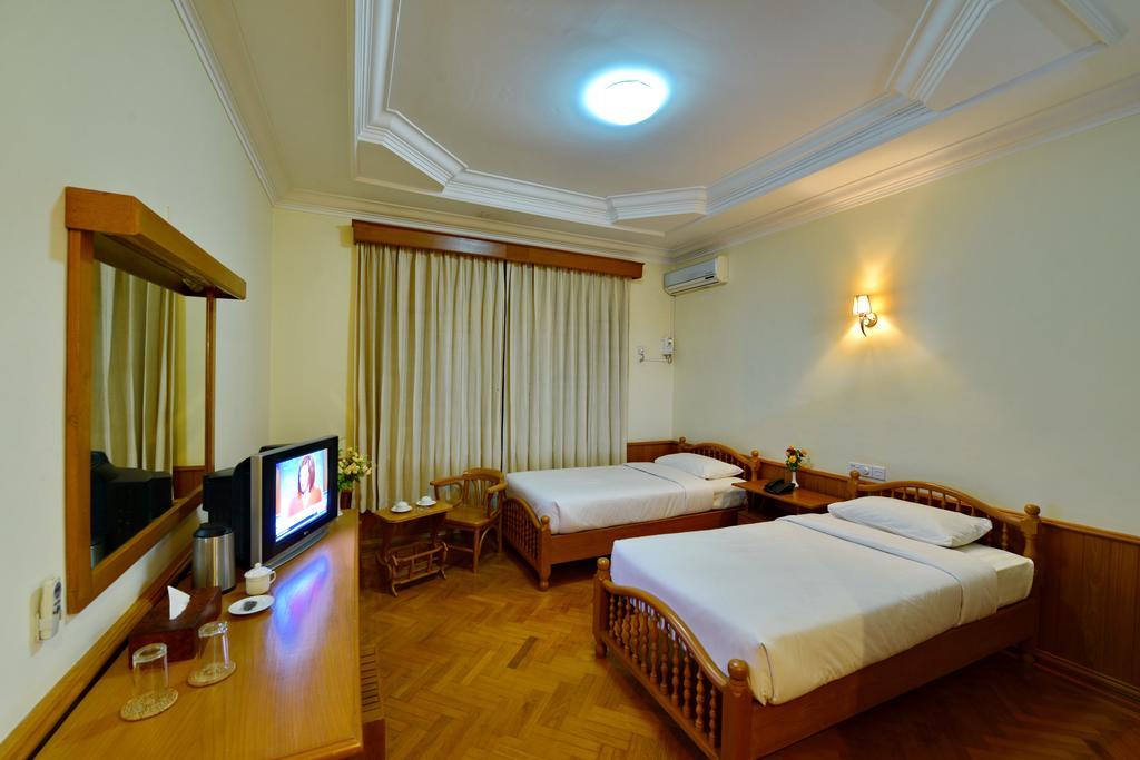 Win Unity Hotel Pyin Oo Lwin Luaran gambar